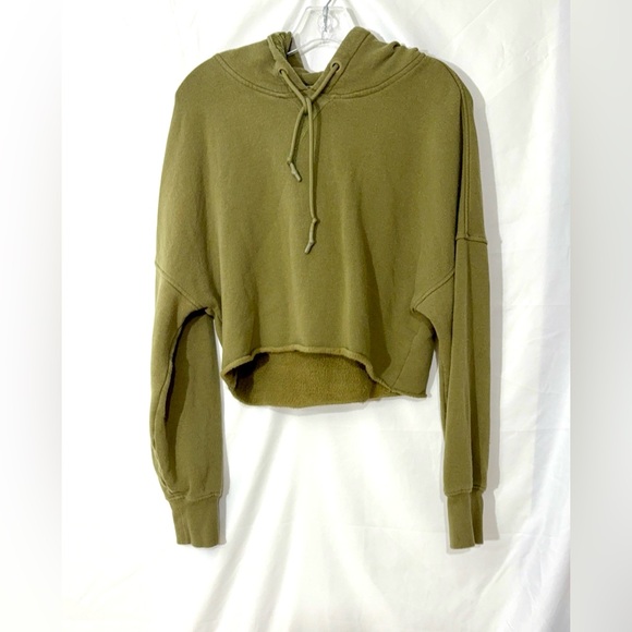 UGG® Keira Cropped Pullover Hoodie With Drawstring Hood And Raw Hems Size Medium - Picture 3 of 13